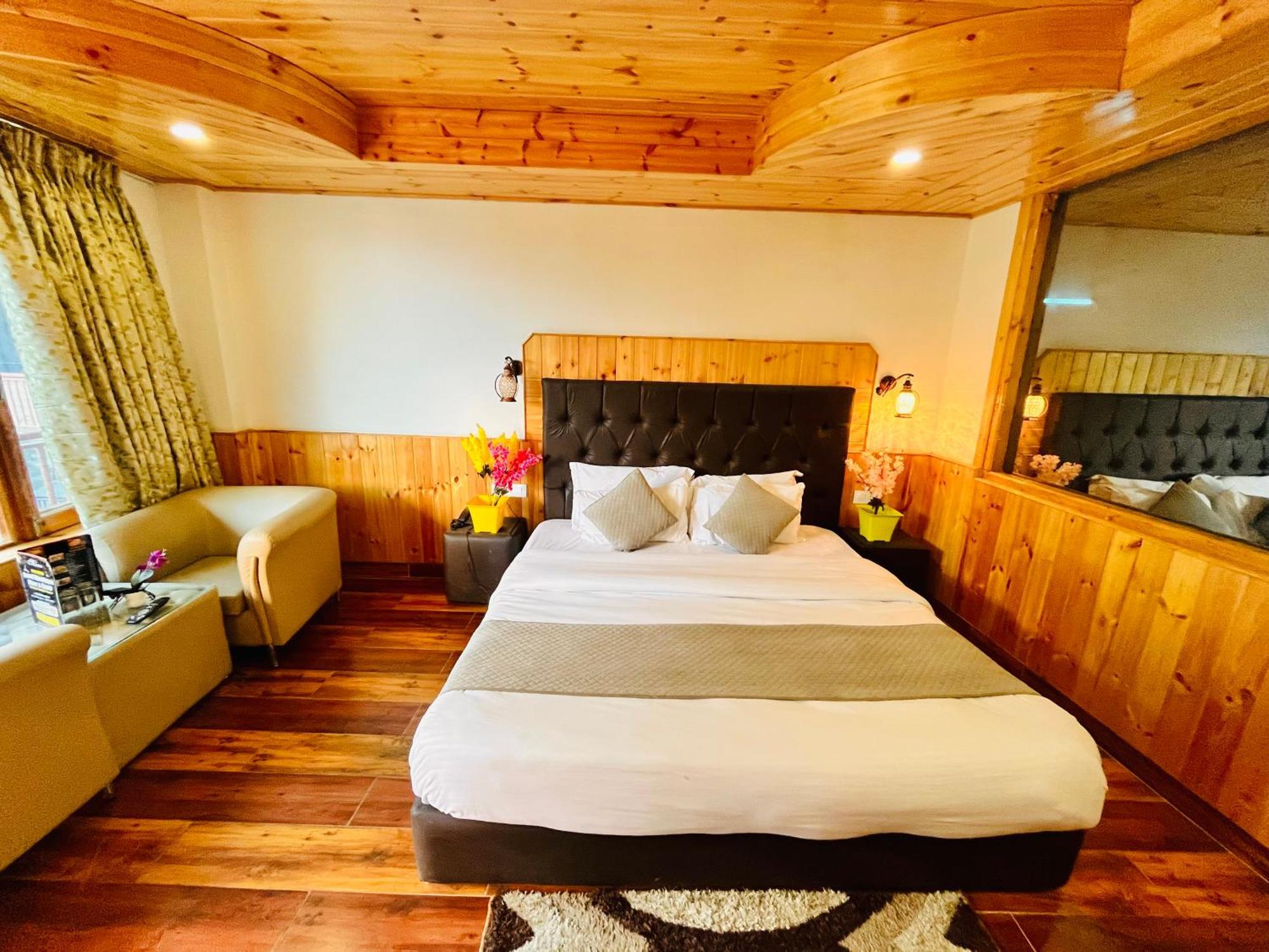Himalayan Riverside Resort, Manali Экстерьер фото