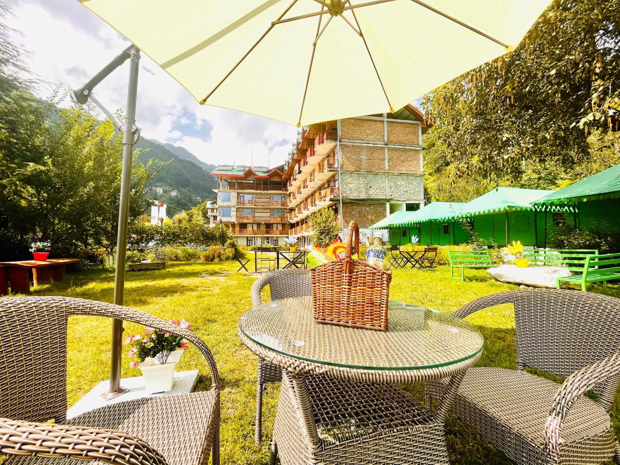 Himalayan Riverside Resort, Manali Экстерьер фото